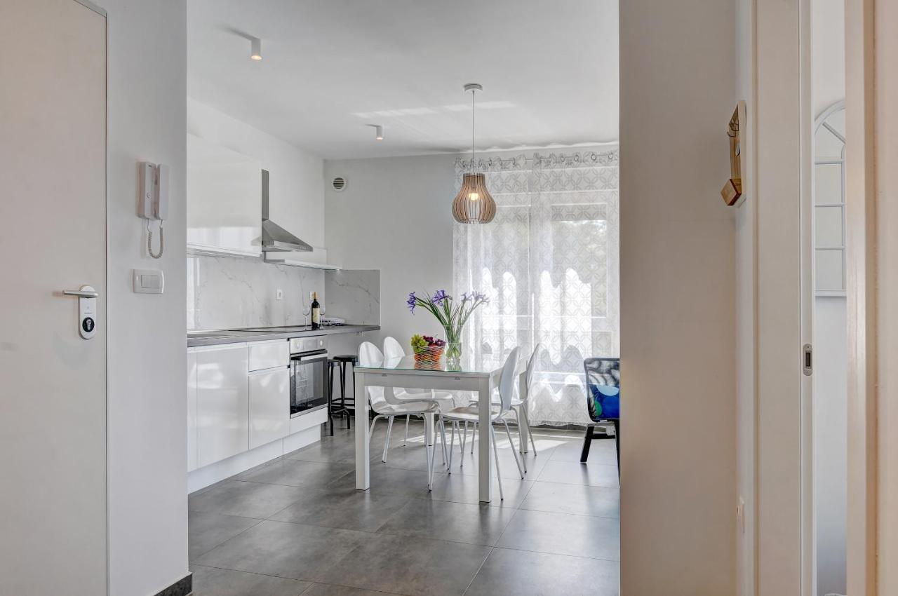 Apartment Log In Štinjan Kültér fotó