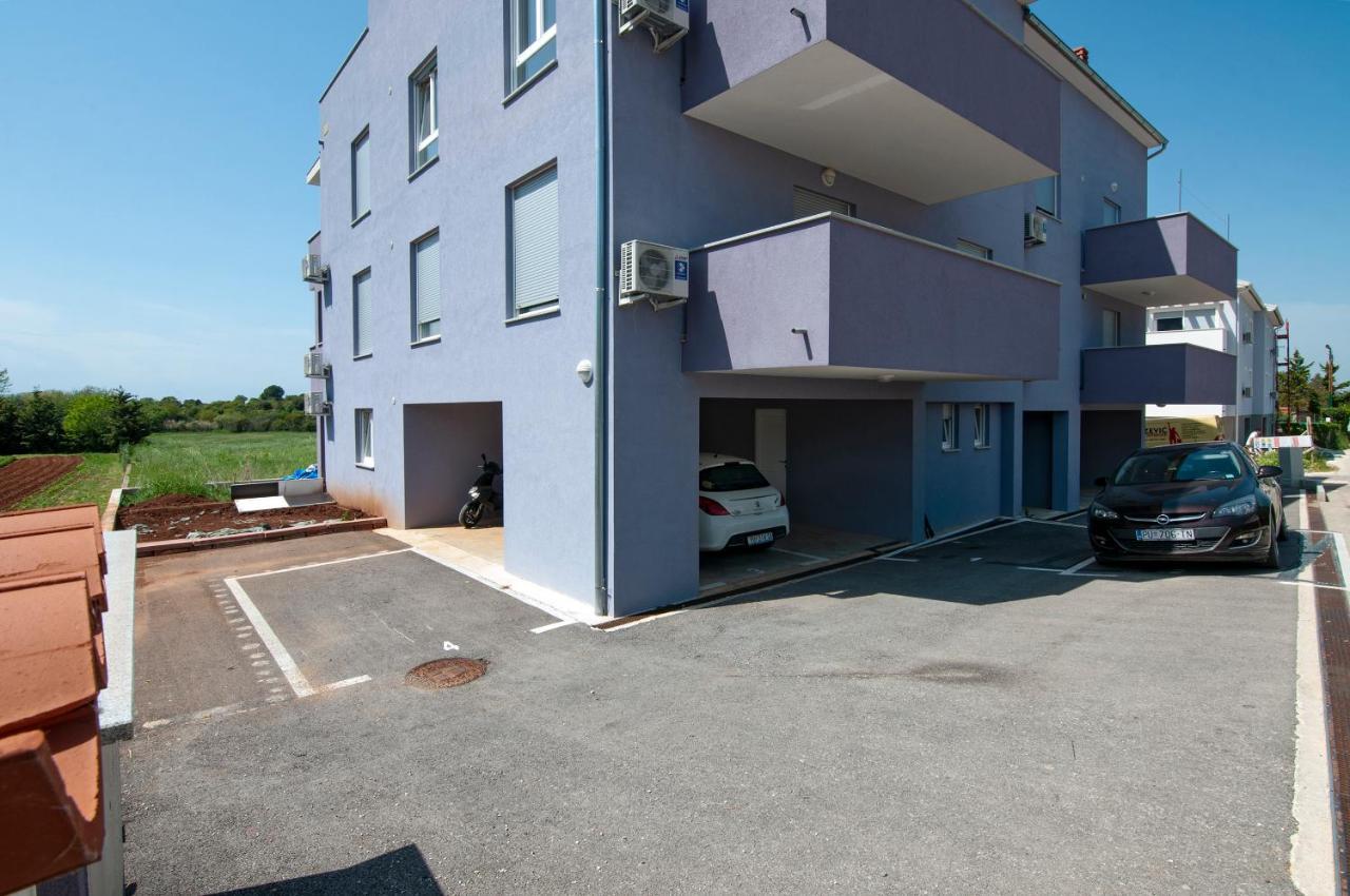 Apartment Log In Štinjan Kültér fotó